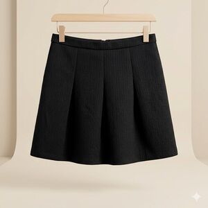 Madewell Textured A-Line Mini Skirt in Black - Size 2
